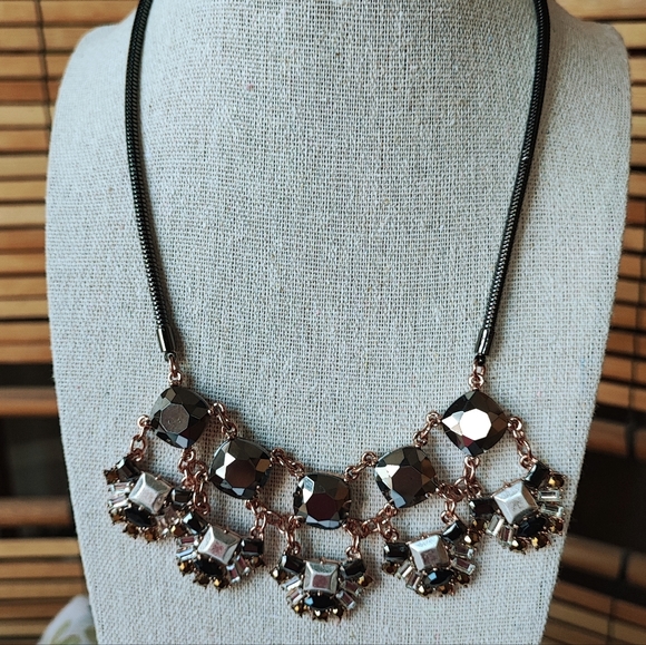 Glass Hematite Faceted Statement Necklace Rose Gold Matte Silver - Picture 1 of 11